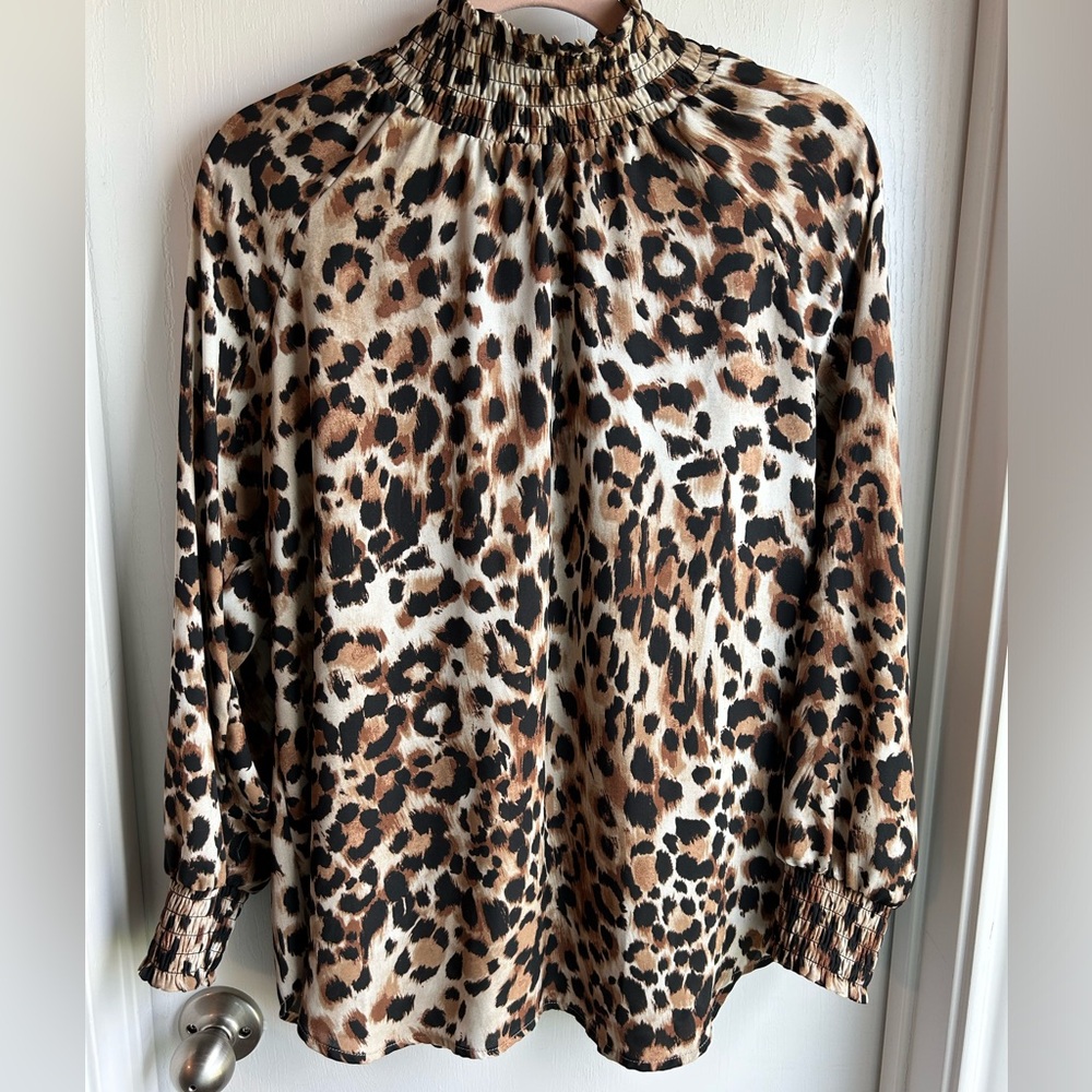 Chico’s Leopard blouse 🐆